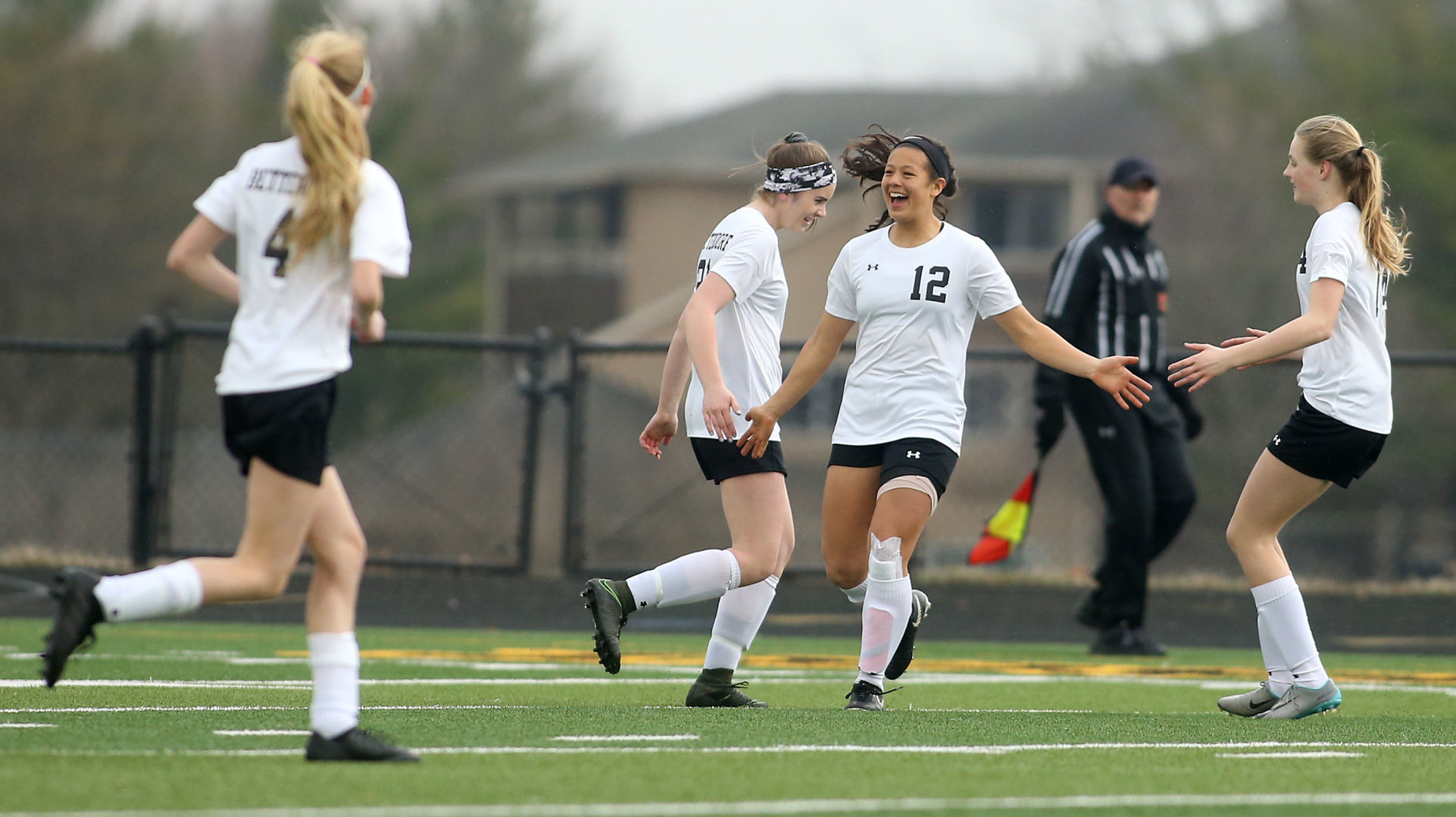 041318-girls-soccer-004